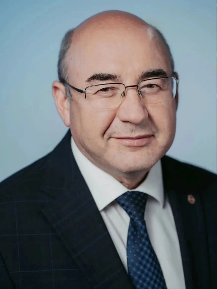 Радиф Замалетдинов, директор института